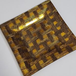 Basketweave etched platter 10x10